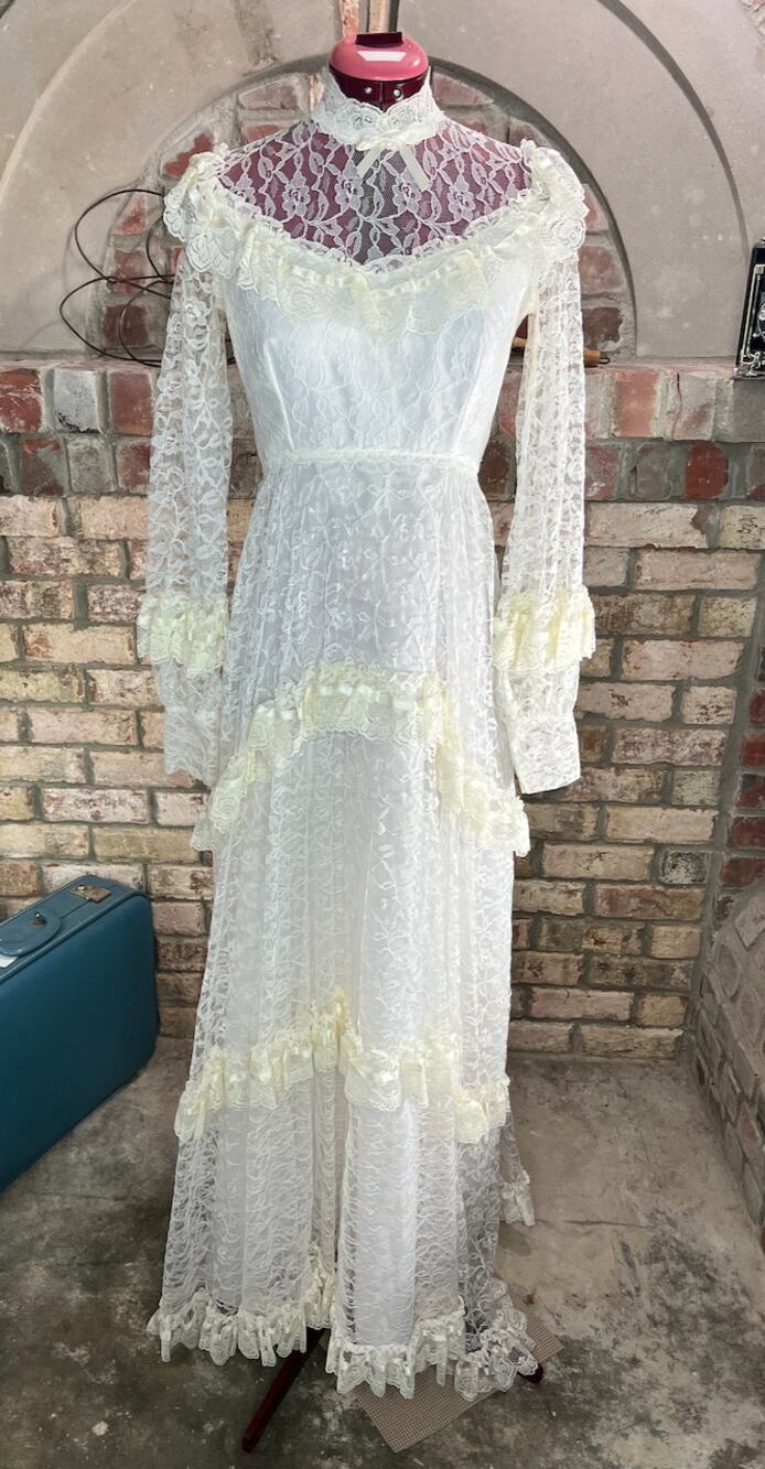 Wedding dress 1970s boho bishop sleeves ruffle train white cream
